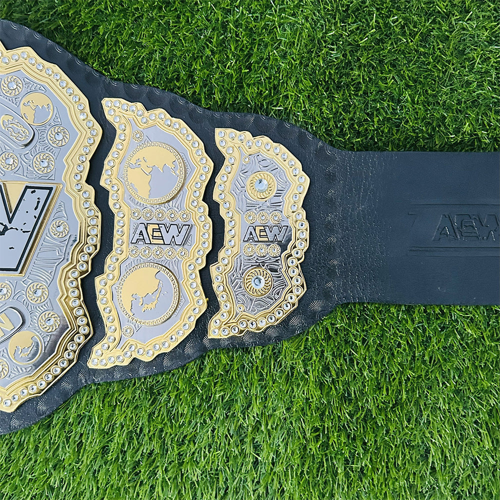 AEW World Heavyweight Championship Replica Title Belt Diecast.